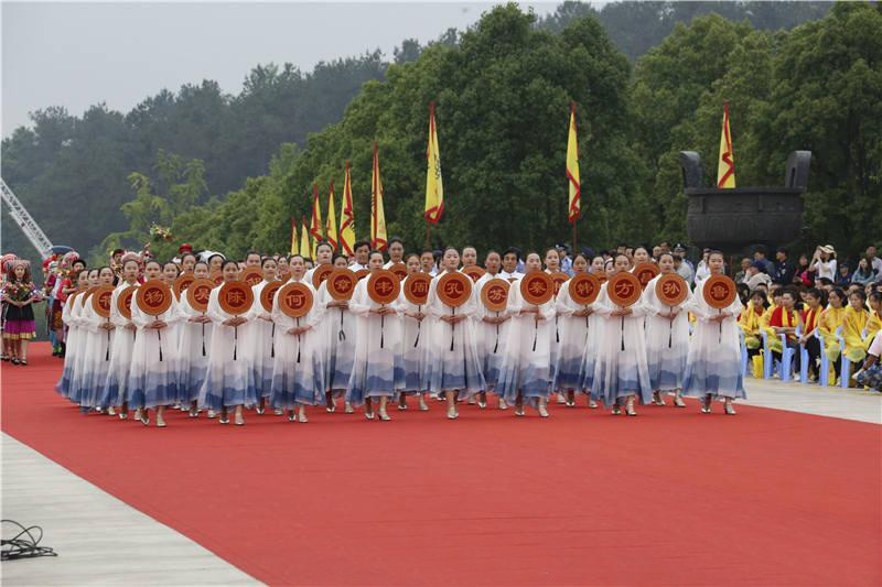 程力集團小編帶領(lǐng)大家一起到炎帝神農(nóng)故里“尋根問祖”！