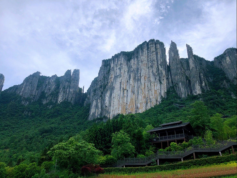 程力集團小編給大家做一個湖北省內(nèi)旅游攻略，帶上小伙伴來一場說走就走的旅游吧！